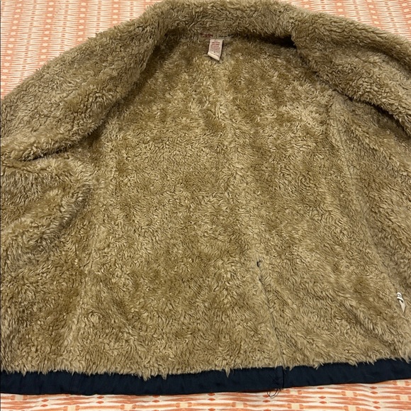 Abercrombie & Fitch Y2K Faux Fur Jacket - Picture 5 of 7